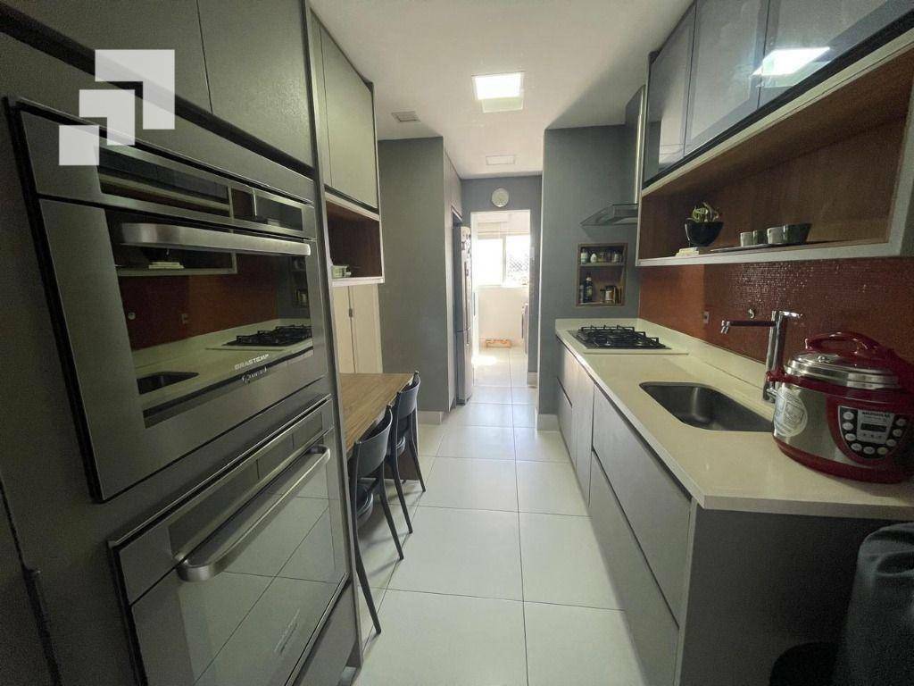 Apartamento para alugar com 2 quartos, 121m² - Foto 19