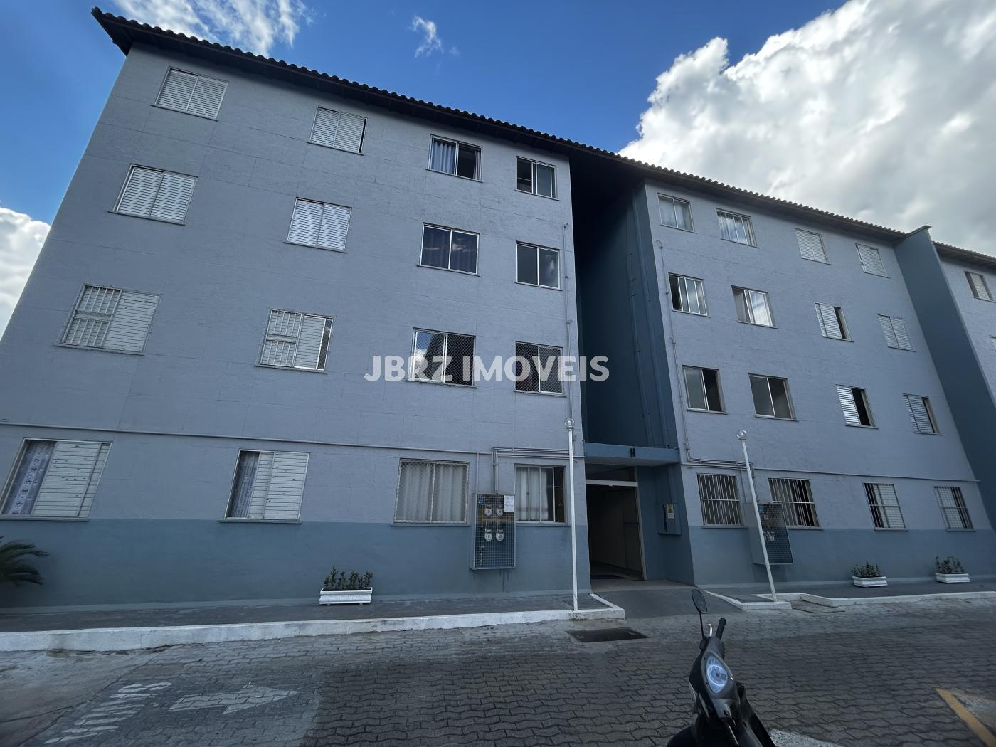 Apartamento à venda com 2 quartos, 61m² - Foto 1