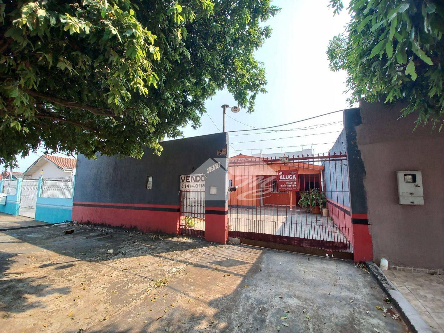 Casa de Condomínio à venda com 3 quartos, 150m² - Foto 1