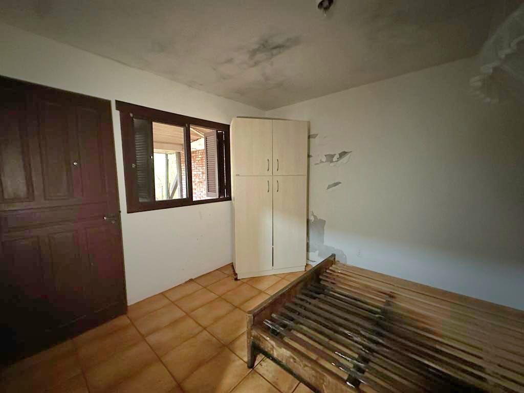 Casa à venda com 3 quartos, 158m² - Foto 2