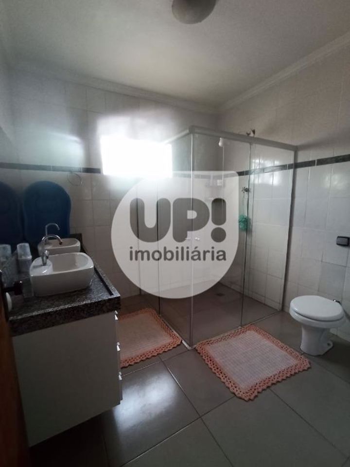 Casa à venda com 2 quartos, 100m² - Foto 10