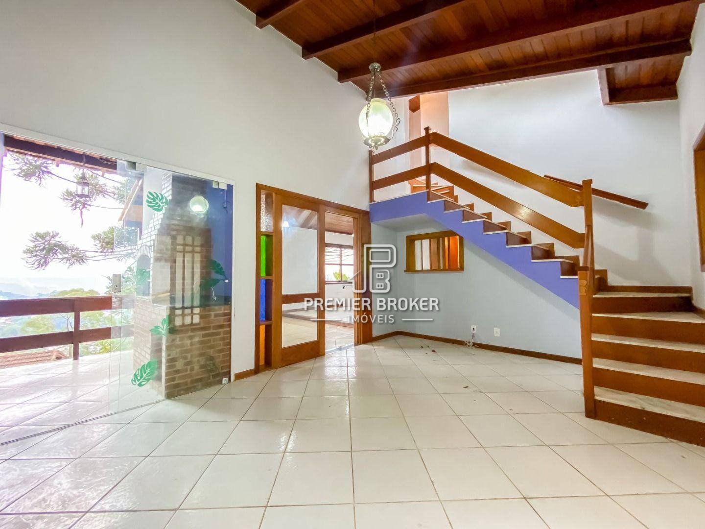 Casa de Condomínio à venda com 3 quartos, 127m² - Foto 2