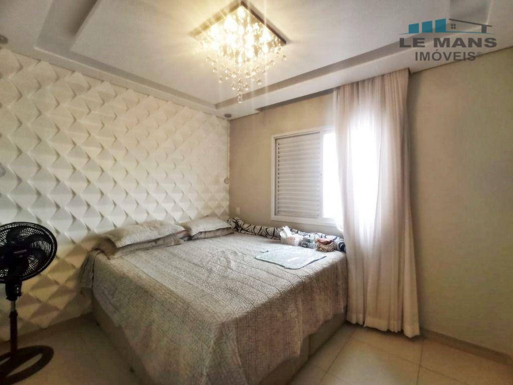 Apartamento para alugar com 3 quartos, 86m² - Foto 14