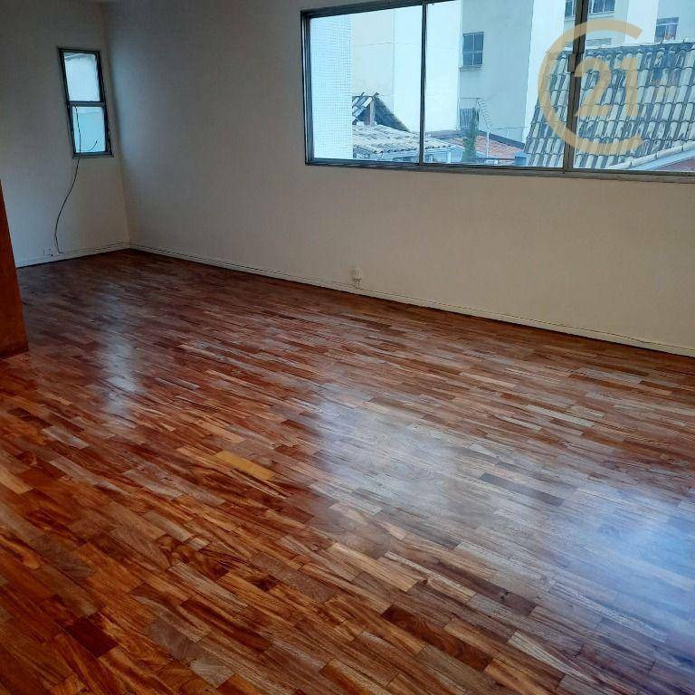 Apartamento à venda com 3 quartos, 114m² - Foto 2