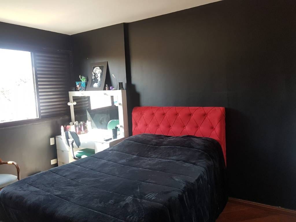 Apartamento à venda com 3 quartos, 145m² - Foto 6