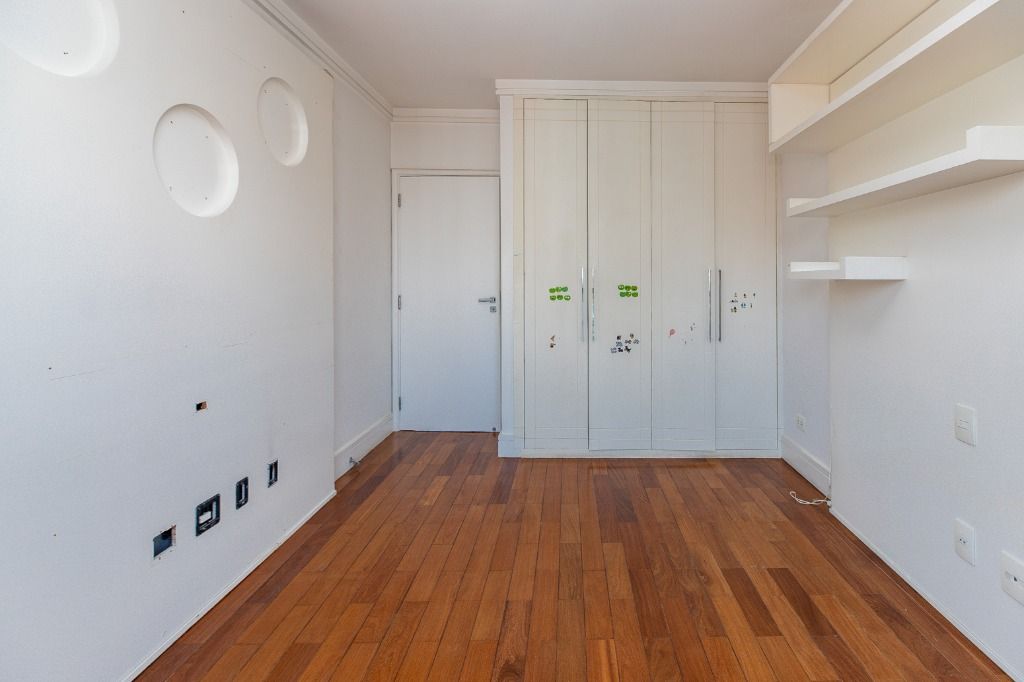 Apartamento à venda com 4 quartos, 255m² - Foto 38