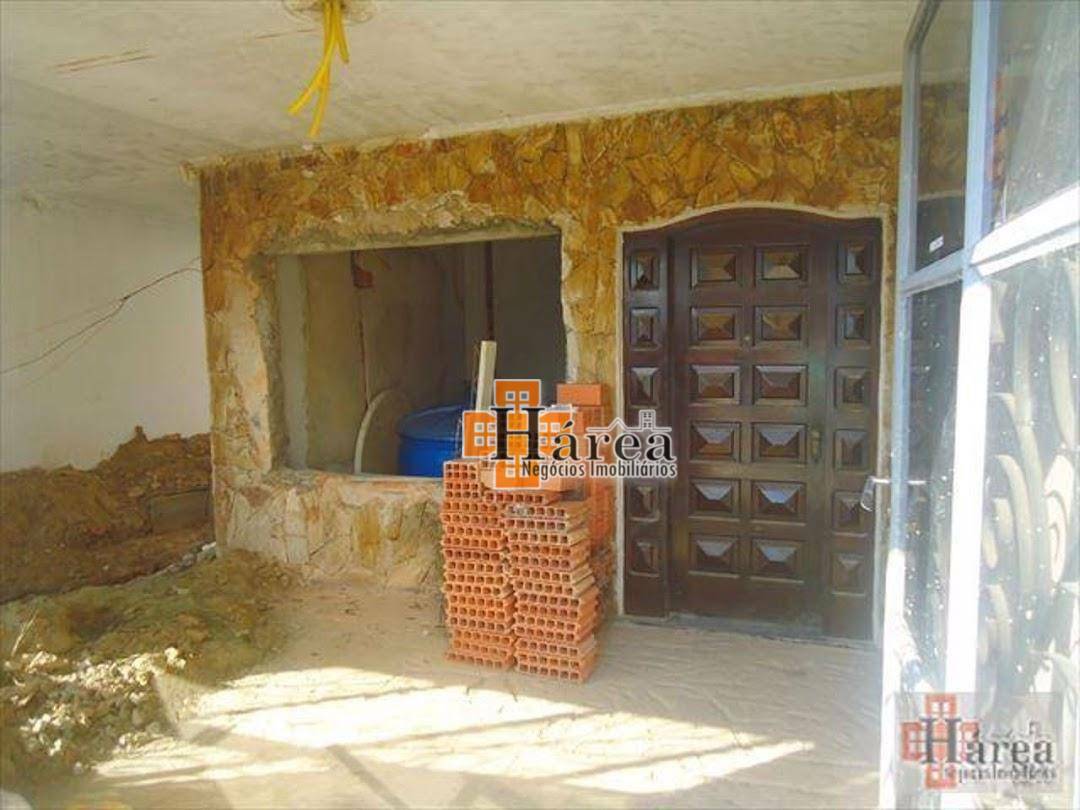 Sobrado à venda com 3 quartos, 300m² - Foto 3
