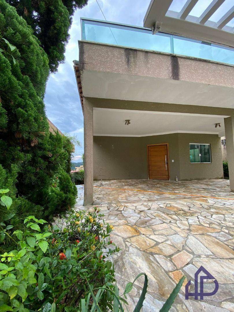 Casa para alugar com 3 quartos, 248m² - Foto 9