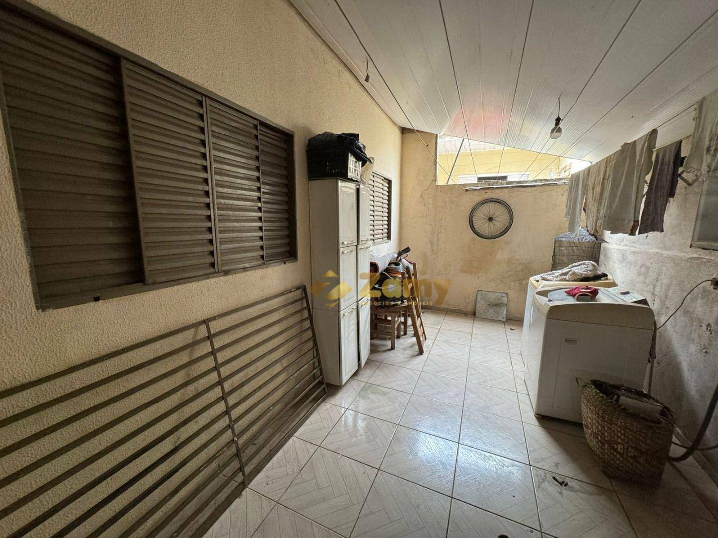 Casa à venda com 3 quartos, 72m² - Foto 14