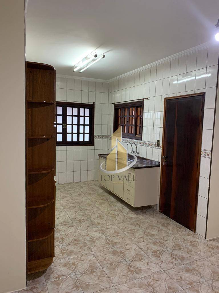 Casa de Condomínio para alugar com 3 quartos, 152m² - Foto 5