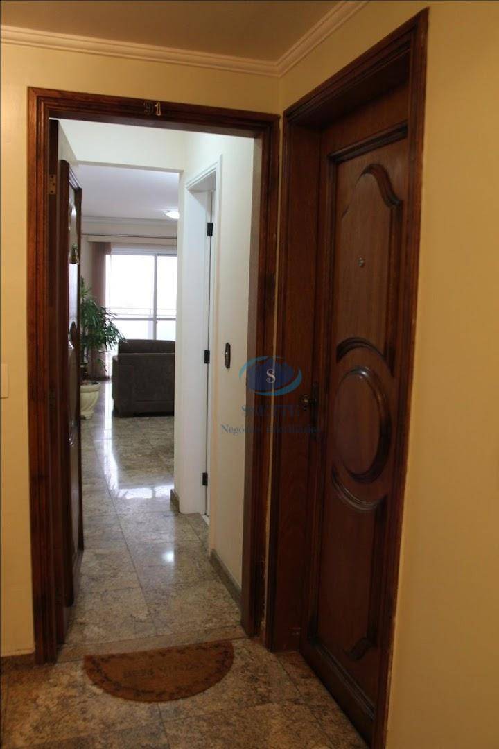 Apartamento à venda com 3 quartos, 98m² - Foto 2