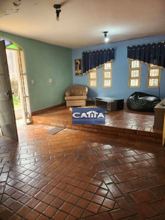 Sobrado à venda com 3 quartos, 195m² - Foto 1