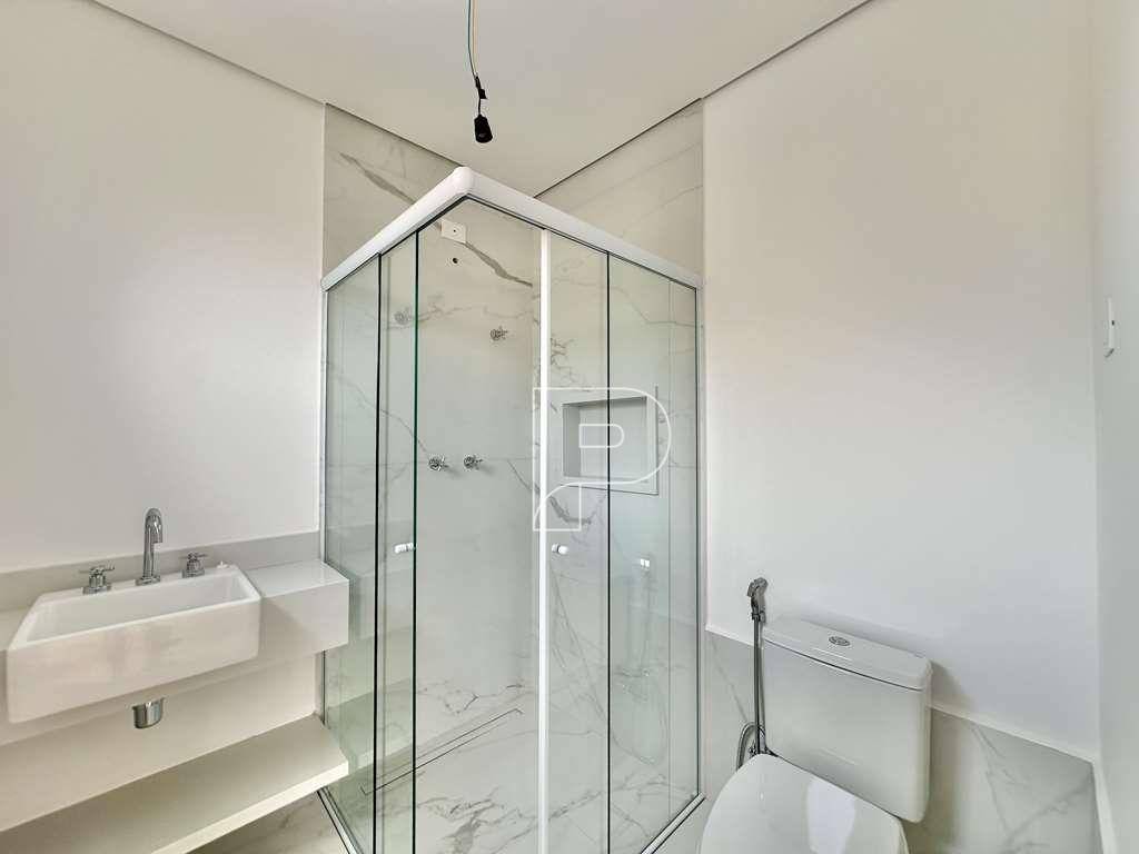 Casa de Condomínio à venda e aluguel com 4 quartos, 350m² - Foto 32