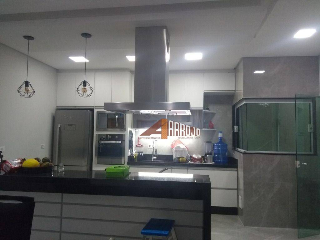 Sobrado à venda com 3 quartos, 168m² - Foto 17