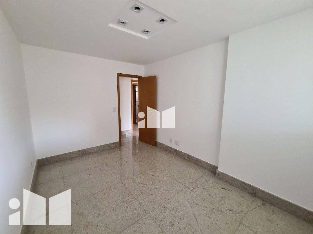 Apartamento à venda com 4 quartos, 141m² - Foto 10