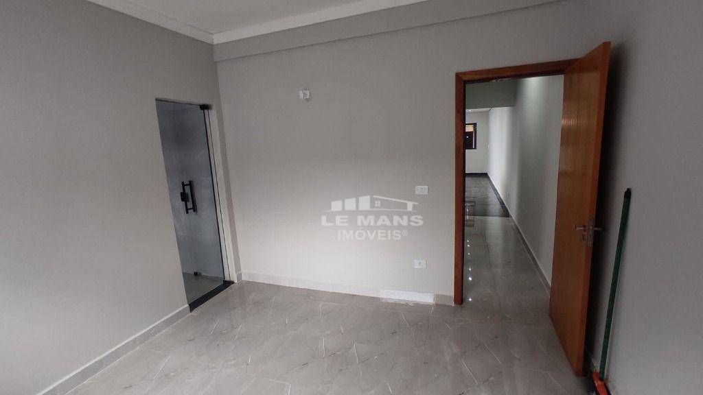 Casa à venda com 2 quartos, 126m² - Foto 16