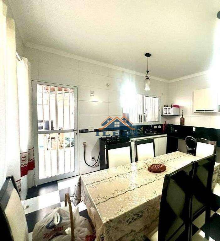 Casa, 3 quartos, 179 m² - Foto 5