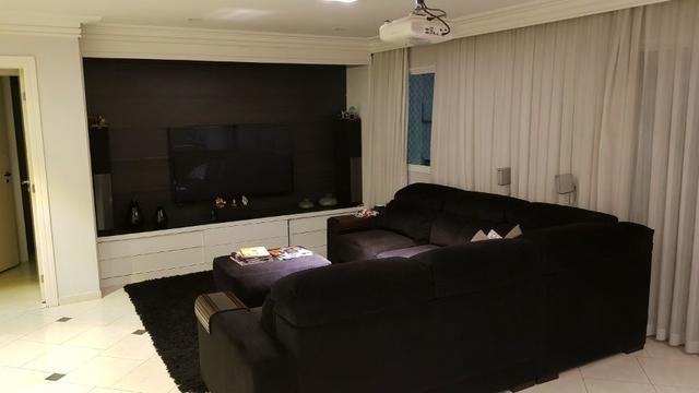 Apartamento à venda com 3 quartos, 151m² - Foto 2