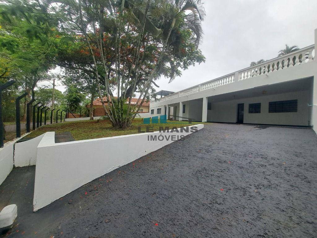 Casa à venda e aluguel com 3 quartos, 267m² - Foto 42