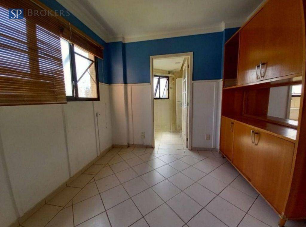 Apartamento à venda com 3 quartos, 138m² - Foto 17