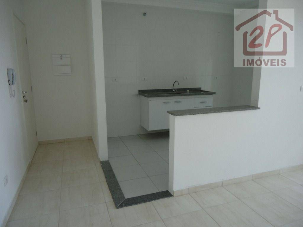 Apartamento à venda com 2 quartos, 70m² - Foto 3