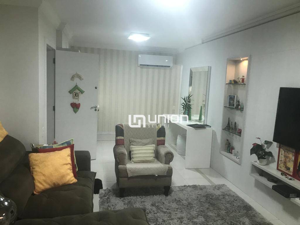 Apartamento à venda com 2 quartos, 96m² - Foto 2