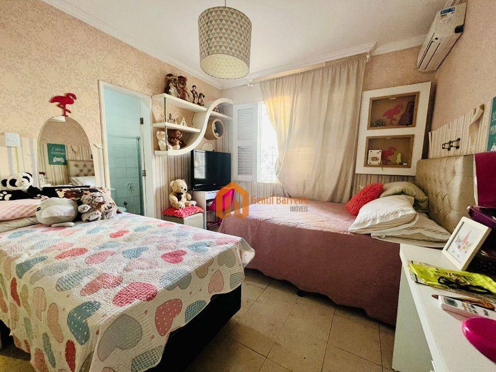 Casa à venda com 4 quartos, 192m² - Foto 21