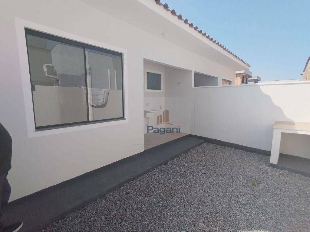 Casa à venda com 2 quartos, 50m² - Foto 6