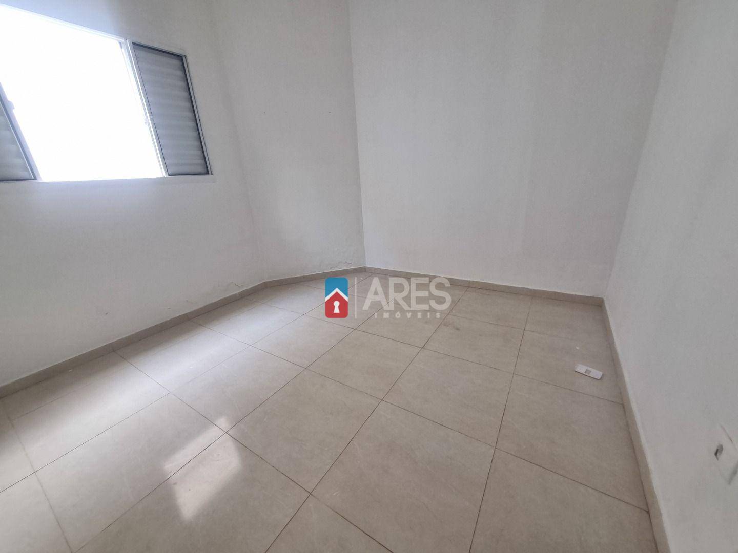 Casa para alugar com 5 quartos, 110m² - Foto 9