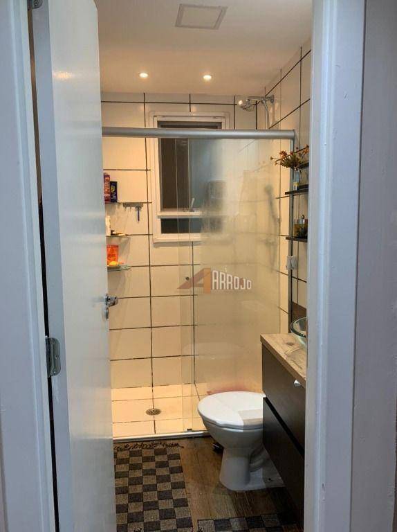 Apartamento à venda com 2 quartos, 47m² - Foto 10