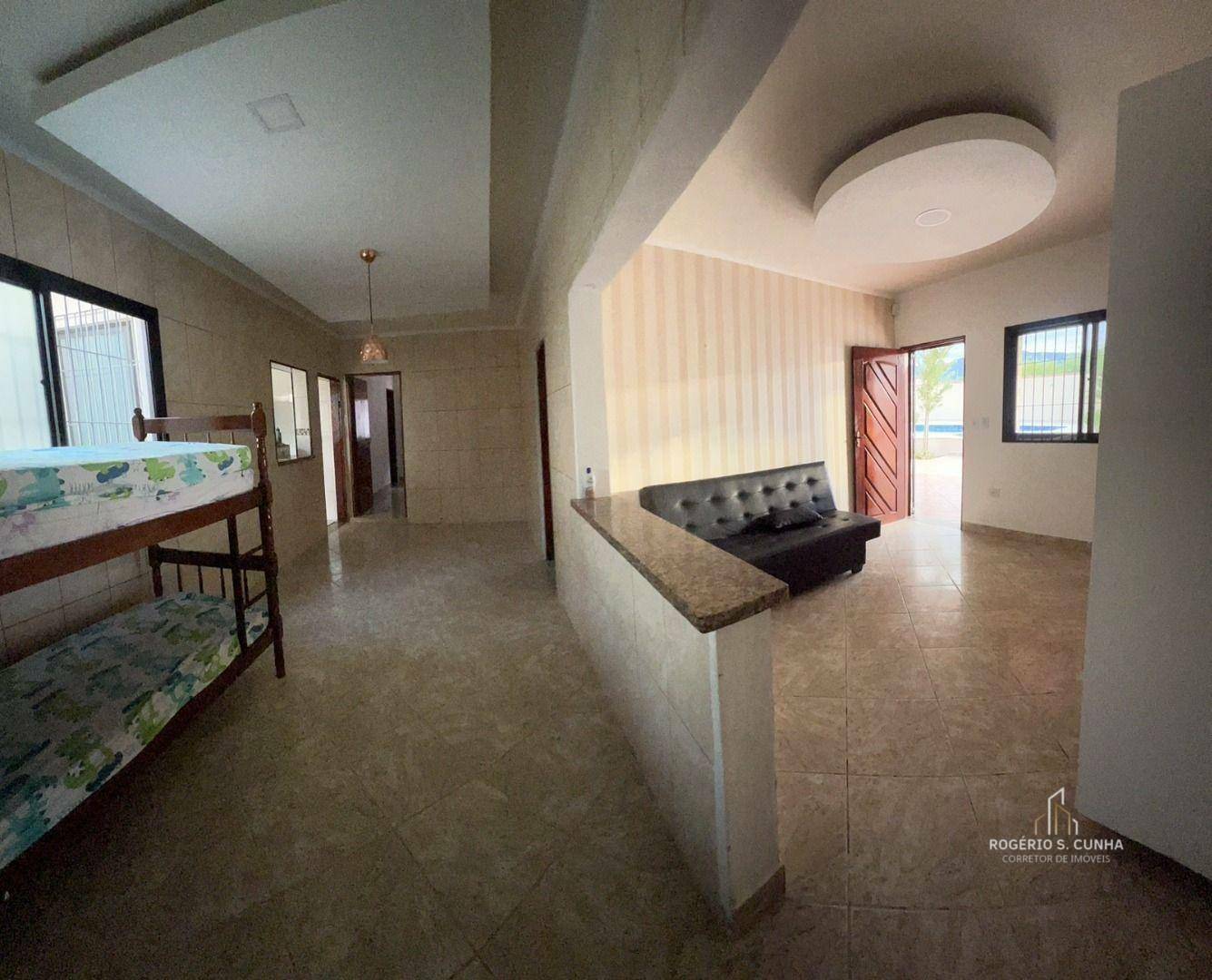 Casa à venda com 5 quartos, 200m² - Foto 11