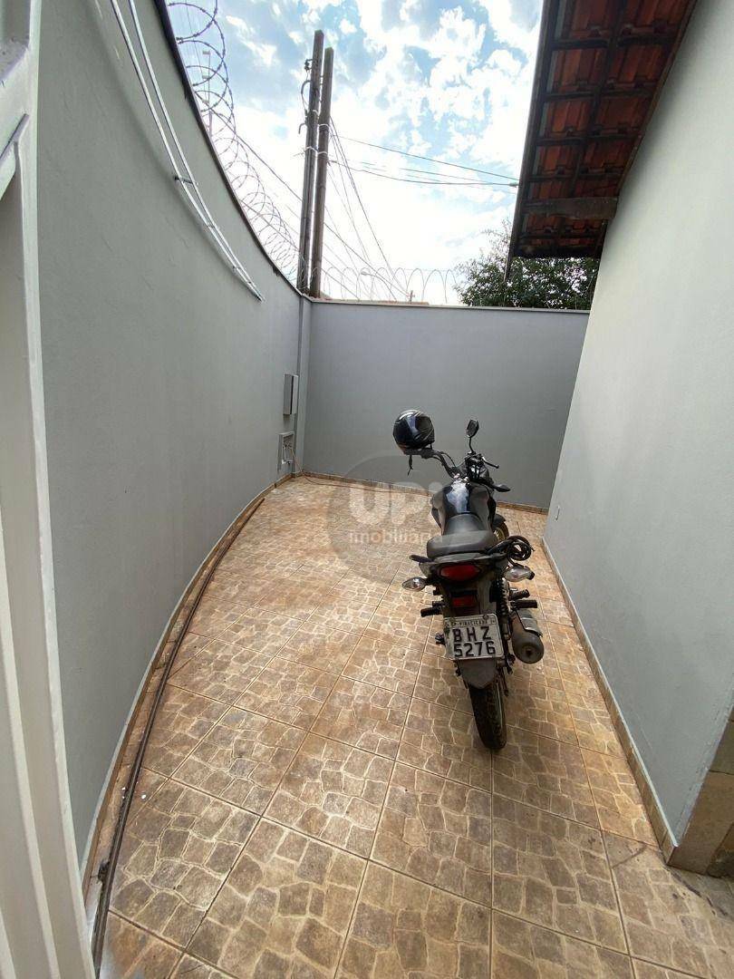 Casa de Condomínio à venda com 3 quartos, 105m² - Foto 10