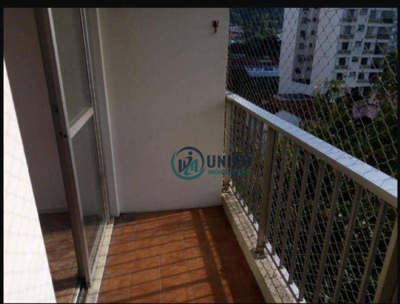 Apartamento à venda com 2 quartos, 71m² - Foto 3