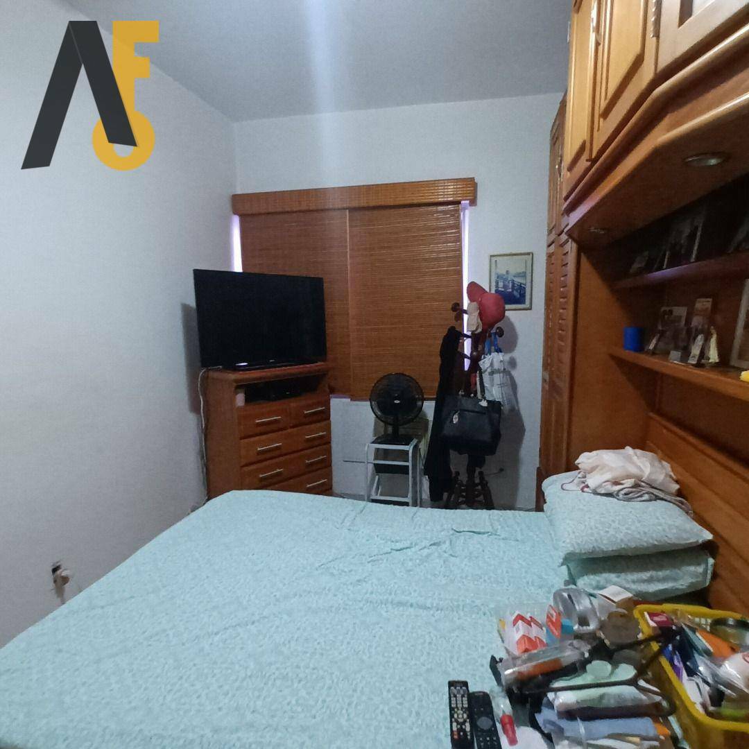 Apartamento à venda com 2 quartos, 75m² - Foto 12