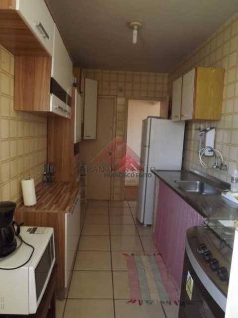 Apartamento à venda com 2 quartos, 70m² - Foto 9