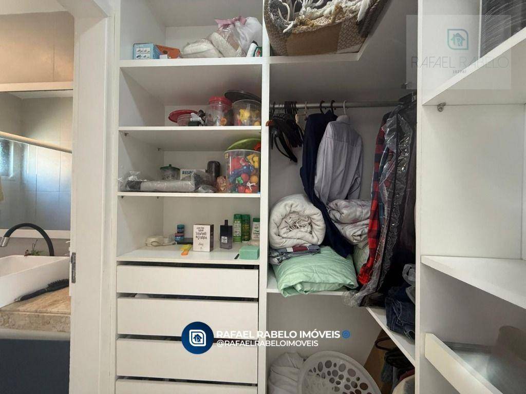 Casa de Condomínio para alugar com 4 quartos, 207m² - Foto 32