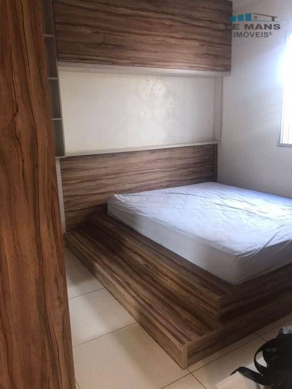 Apartamento à venda com 2 quartos, 48m² - Foto 17