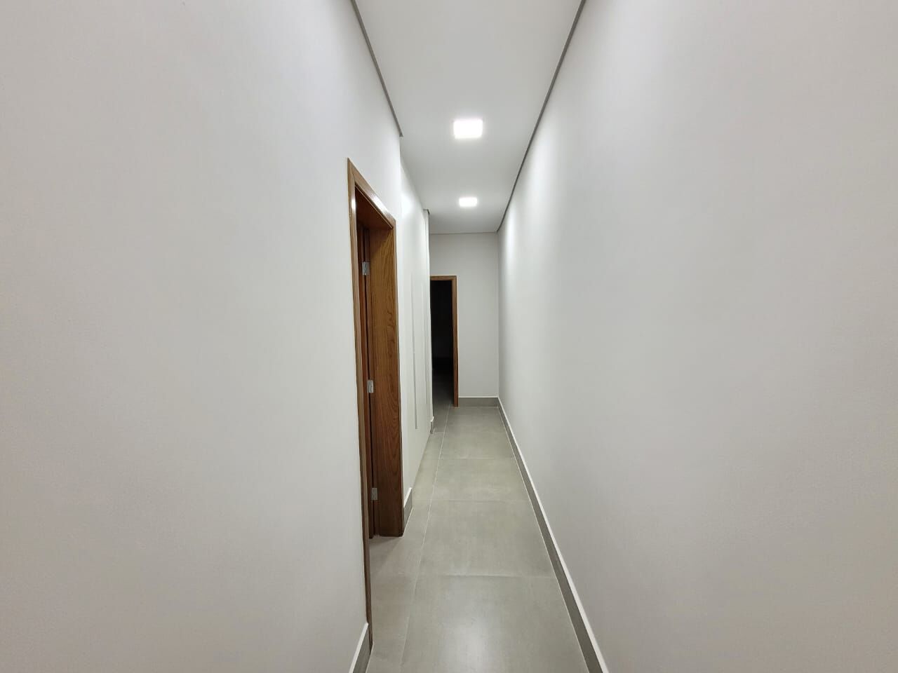 Casa à venda com 3 quartos, 190m² - Foto 9