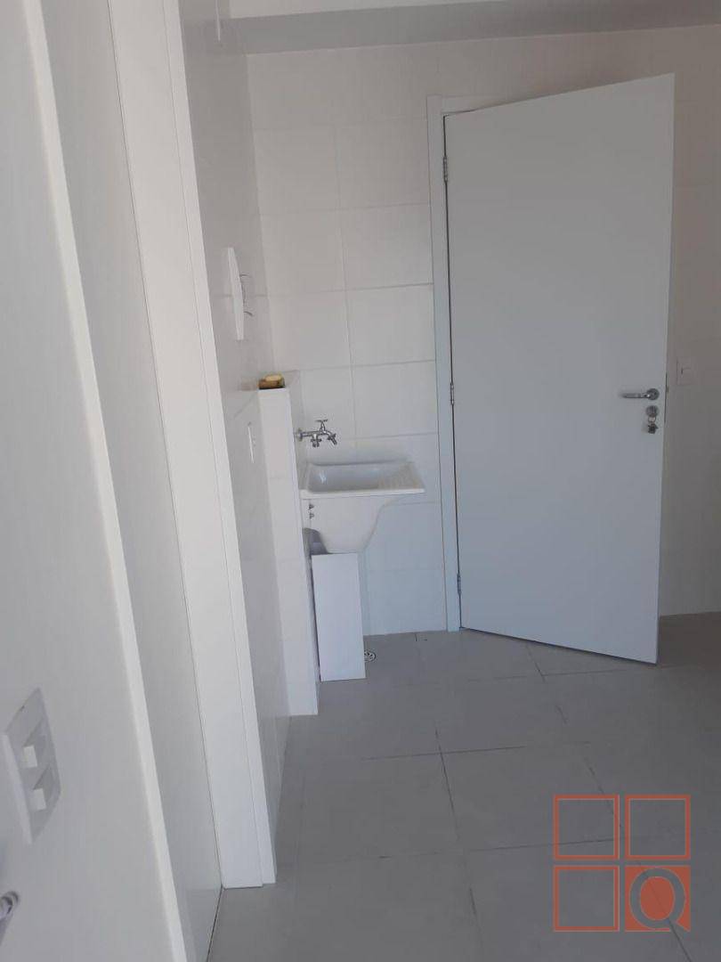 Apartamento à venda com 1 quarto, 28m² - Foto 3