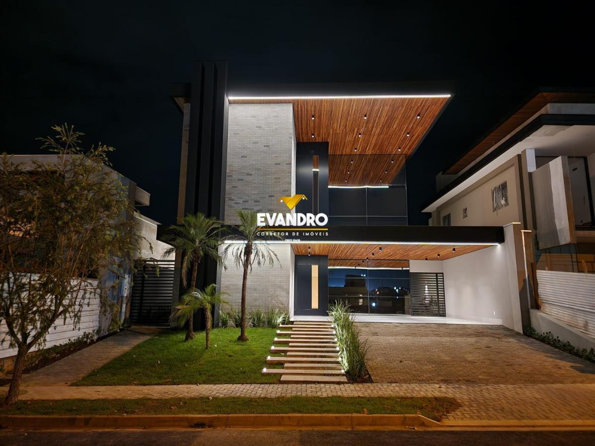 Casa de Condomínio à venda com 4 quartos, 363m² - Foto 1