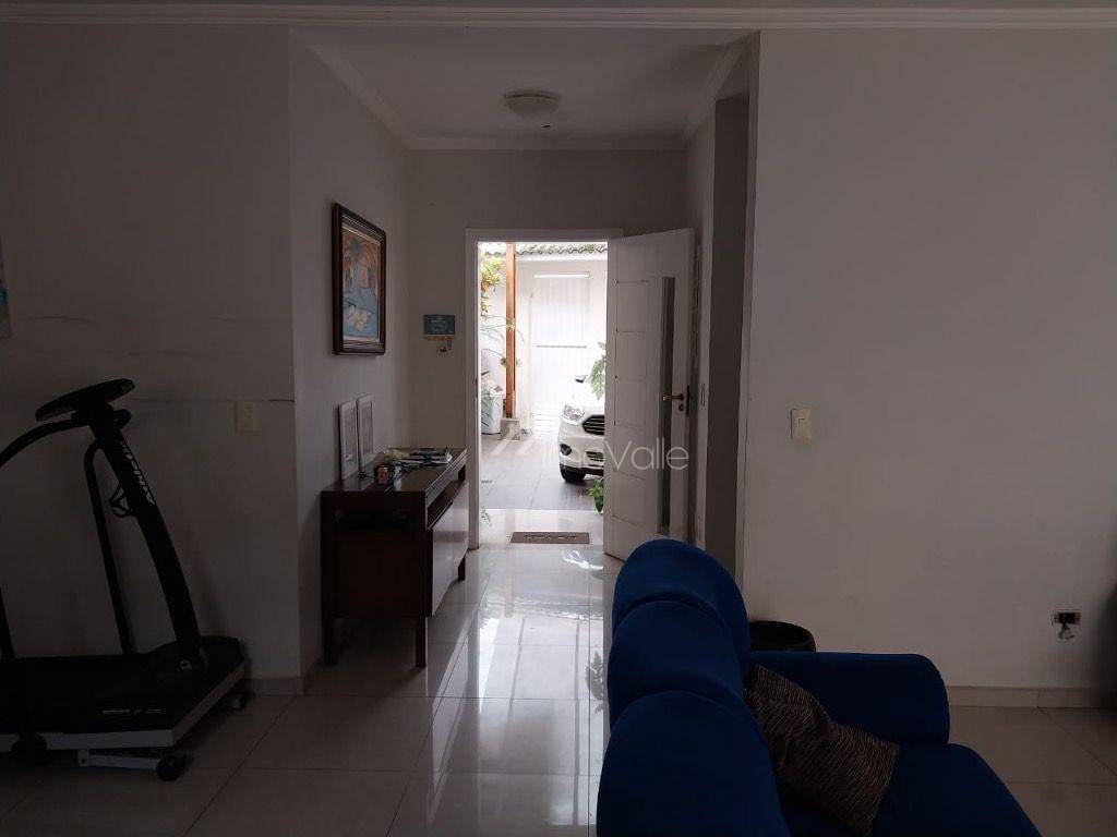 Casa à venda com 3 quartos, 261m² - Foto 10