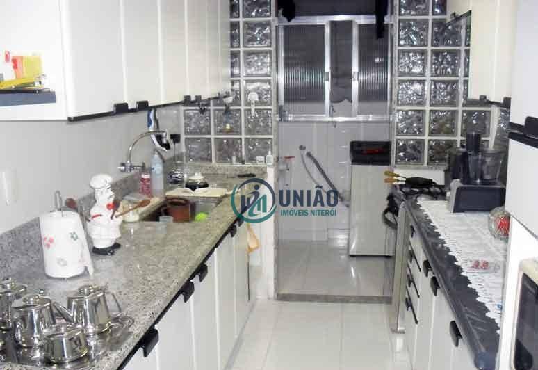 Apartamento à venda com 3 quartos, 113m² - Foto 12