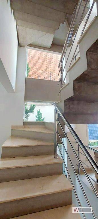 Casa à venda com 4 quartos, 304m² - Foto 23