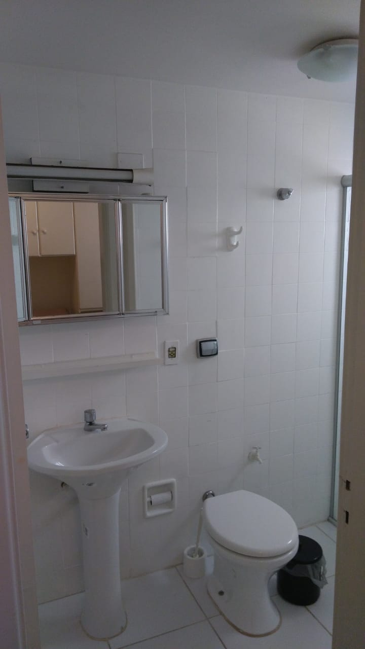 Apartamento à venda com 1 quarto, 42m² - Foto 2