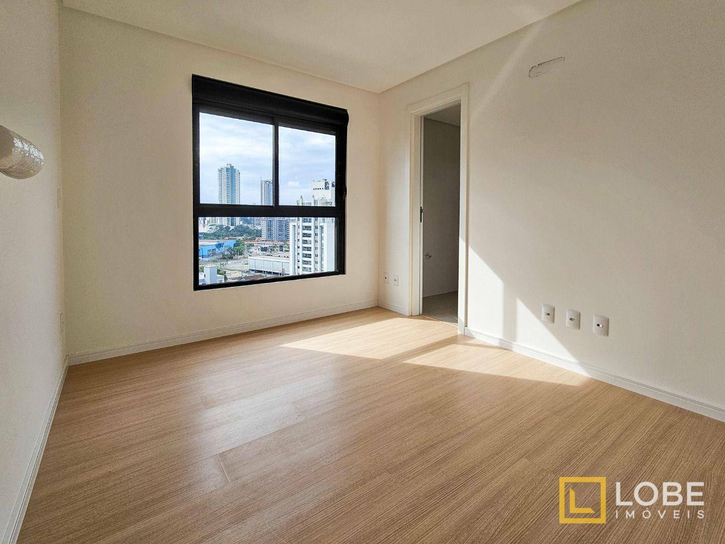 Apartamento à venda com 2 quartos, 68m² - Foto 13