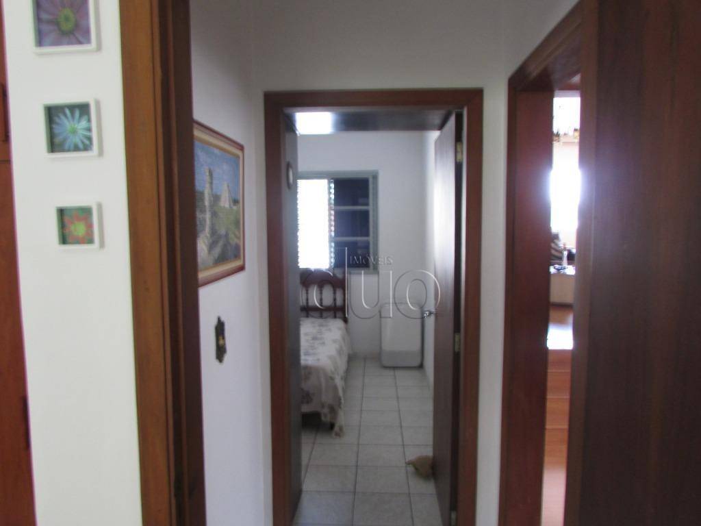 Casa à venda com 4 quartos, 270m² - Foto 26