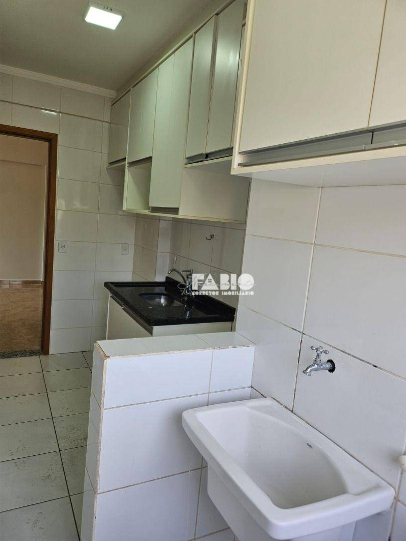 Apartamento à venda com 2 quartos, 60m² - Foto 6