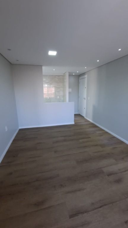 Apartamento à venda com 2 quartos, 65m² - Foto 6