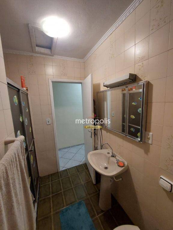 Sobrado à venda com 4 quartos, 200m² - Foto 14