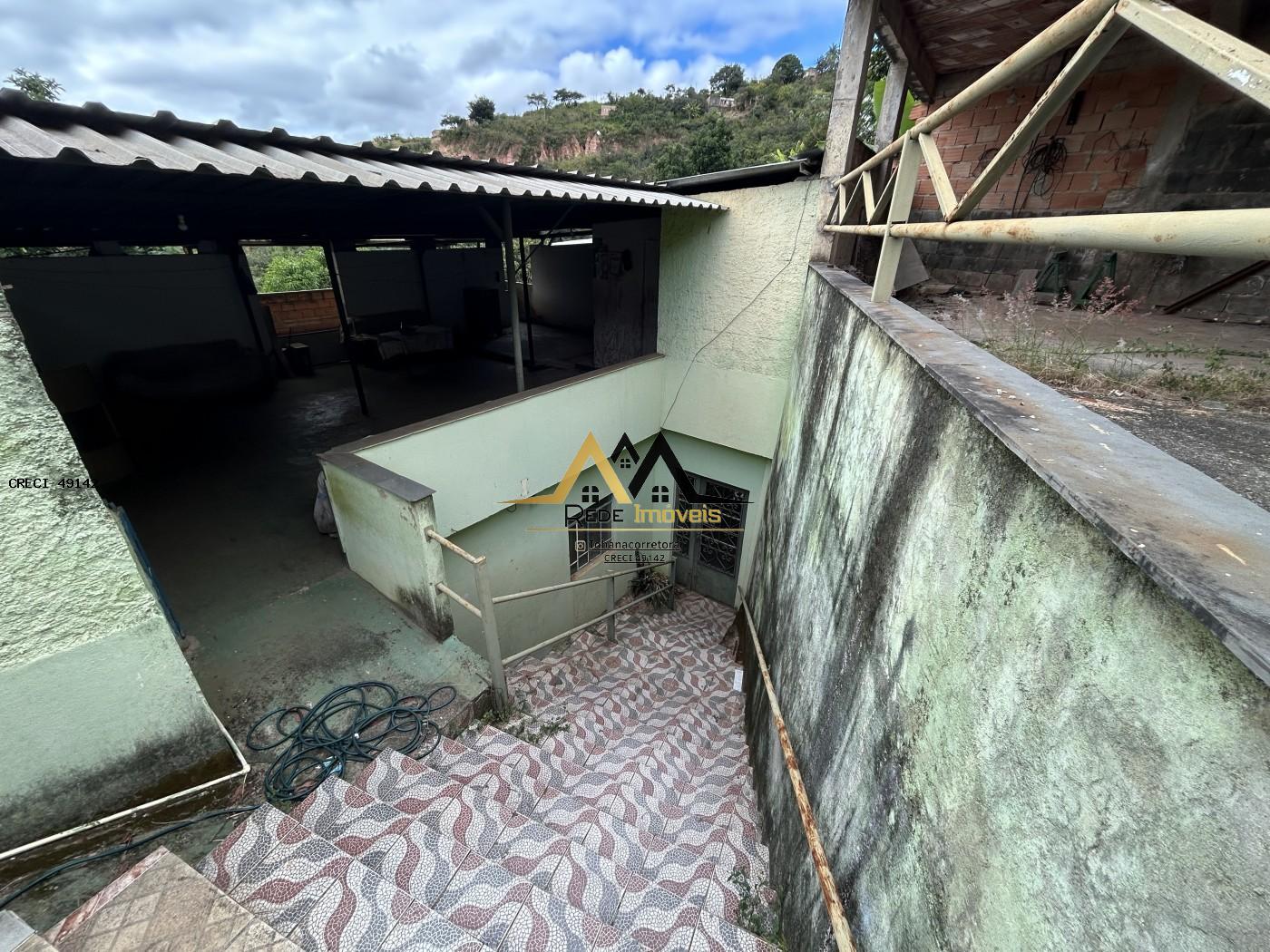 Casa à venda com 3 quartos, 447m² - Foto 2